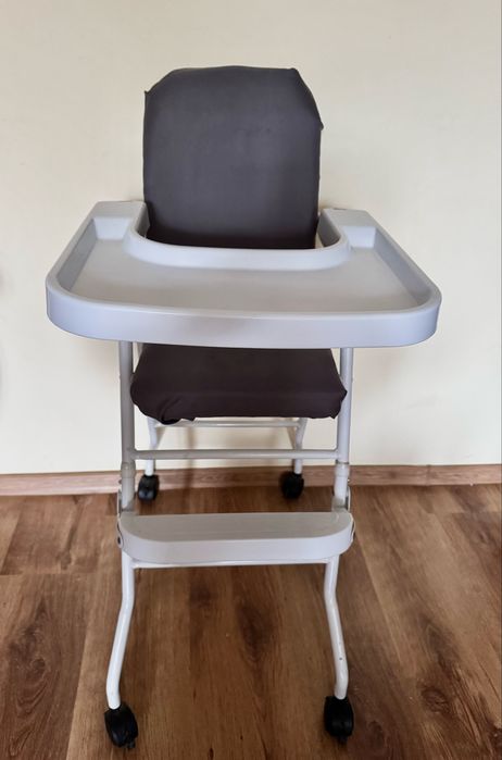 Детский стульчик для кормления