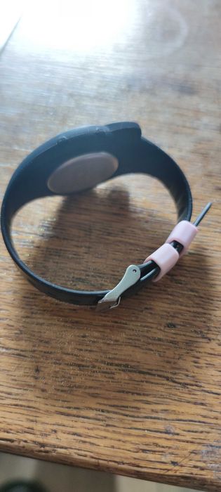 Zegarek cyfrowy dla dziewczynki. krokomierz