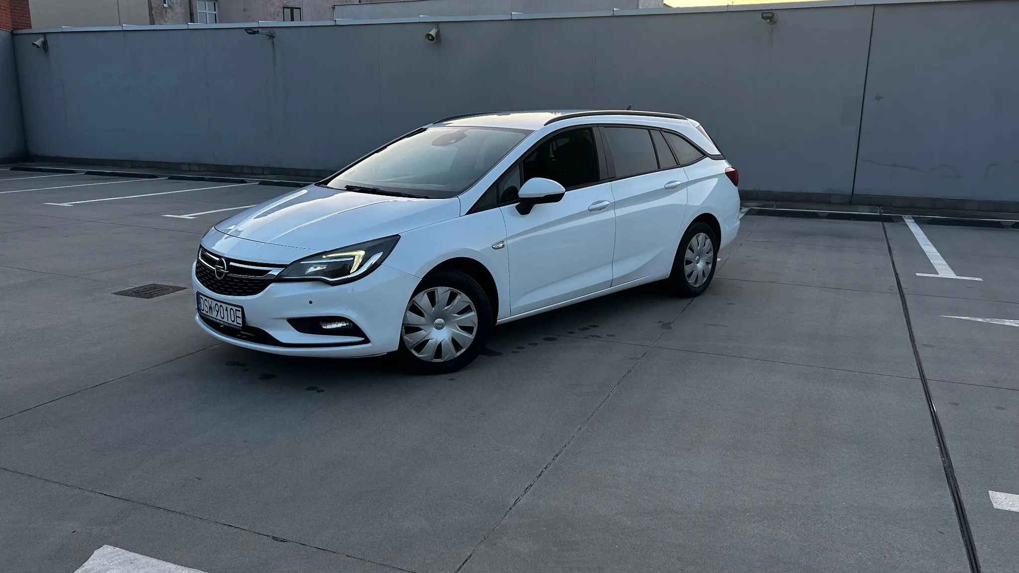 Opel Astra 1 właściciel, hak, webasto, bogate wyposażenie