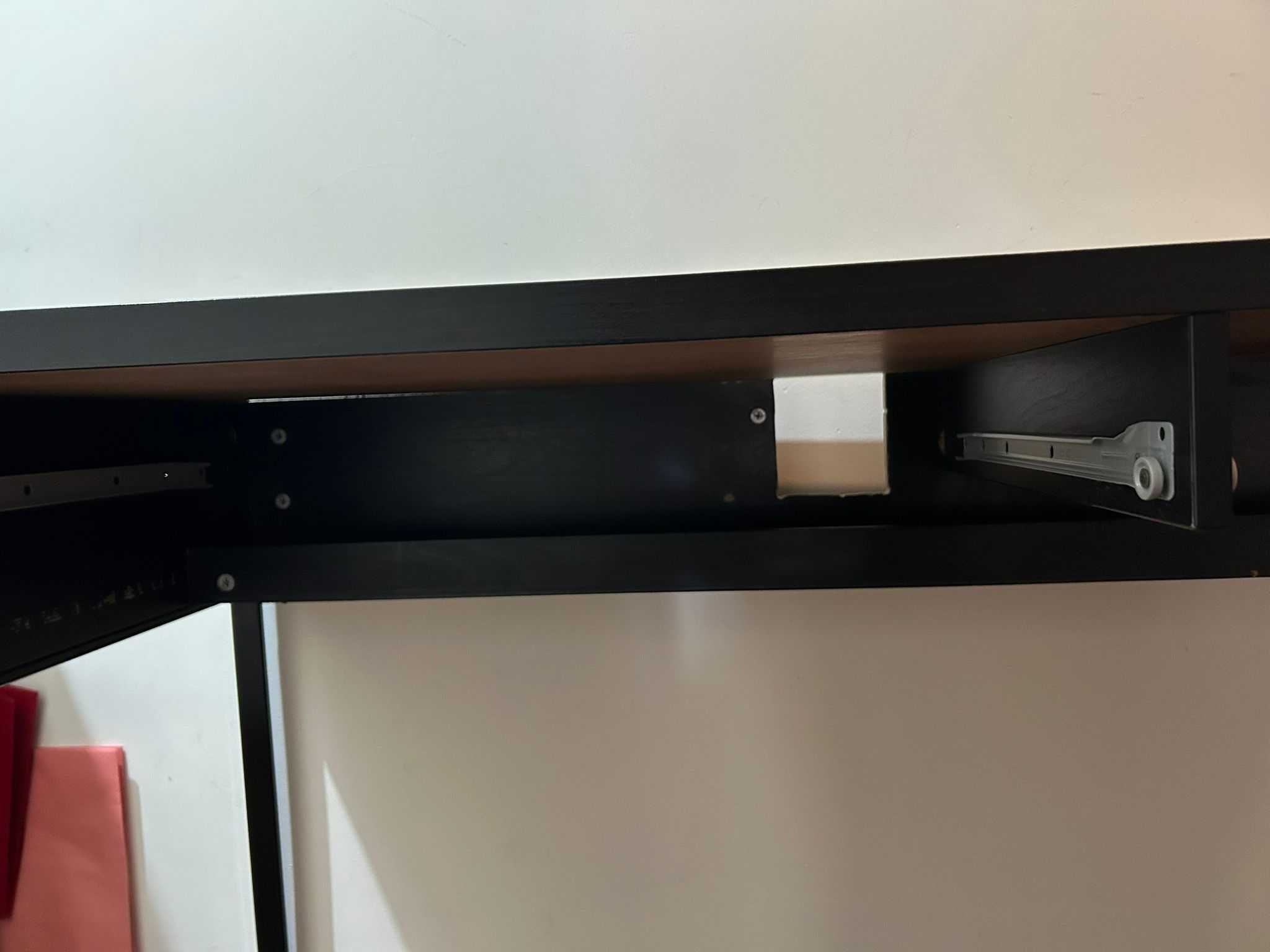 Secretária Ikea MICKE
