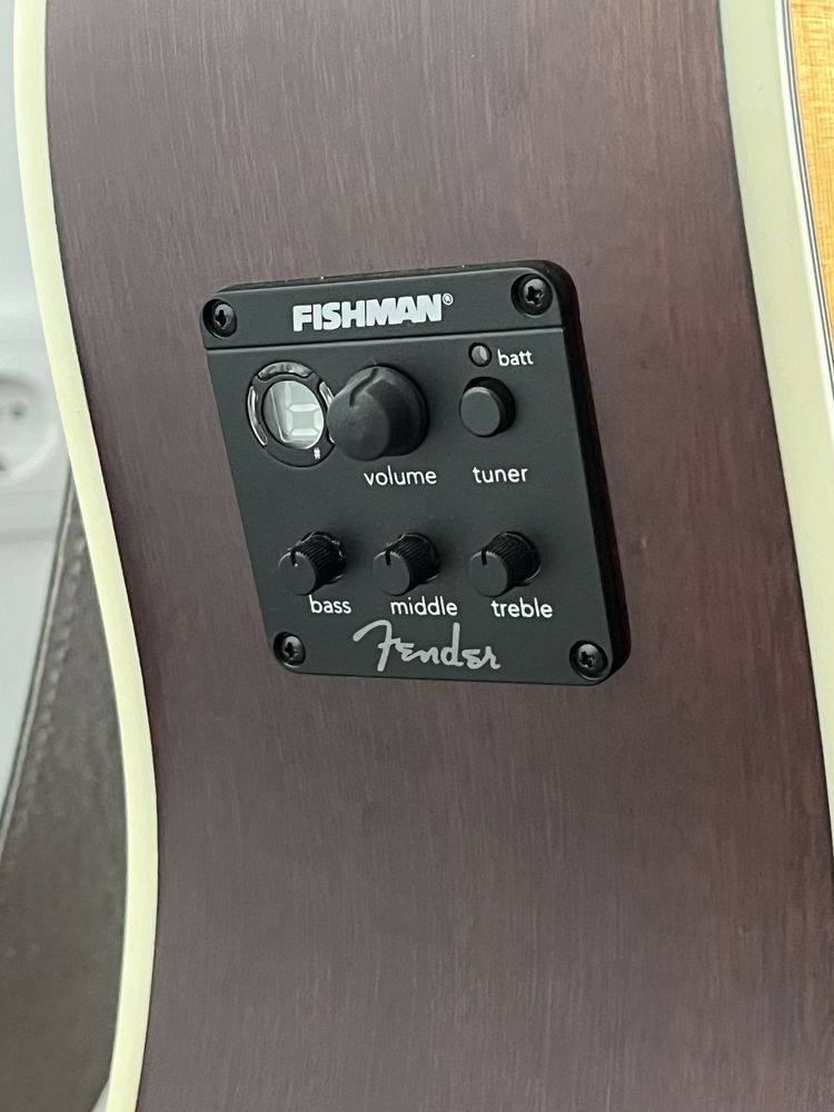 Guitarra Fender Sonoran SCE