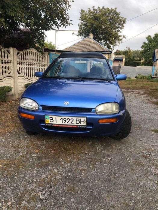 Продам Мазда 121