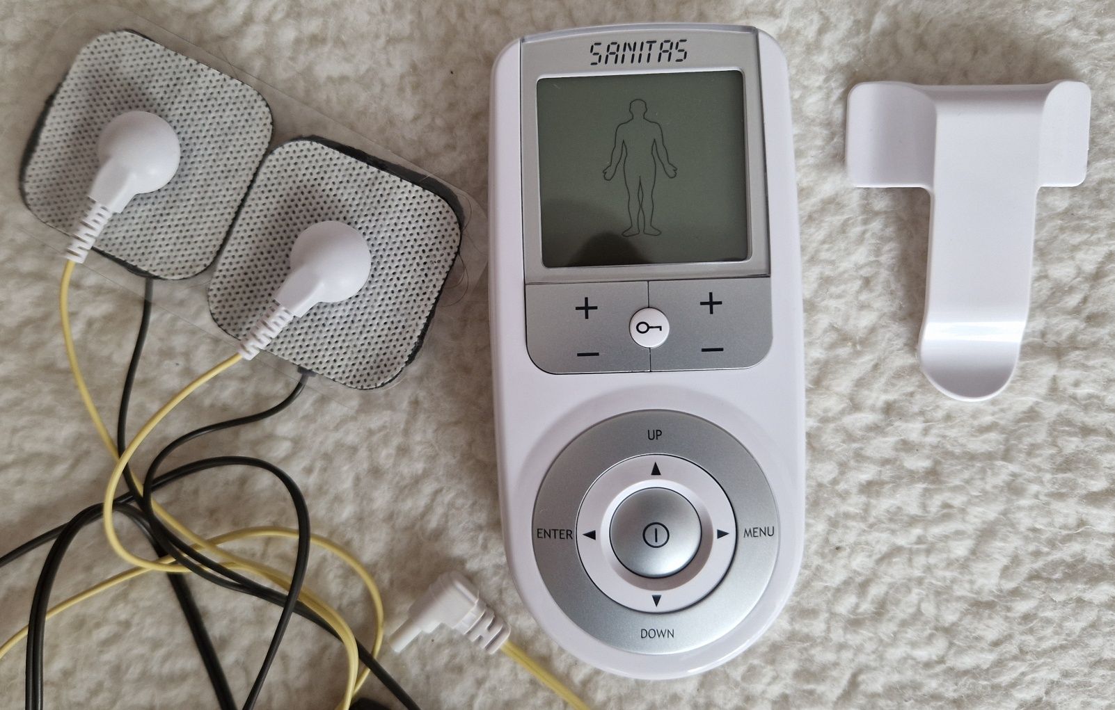 Stymulator mięśni i nerwów TENS / EMS Sanitas SEM 44