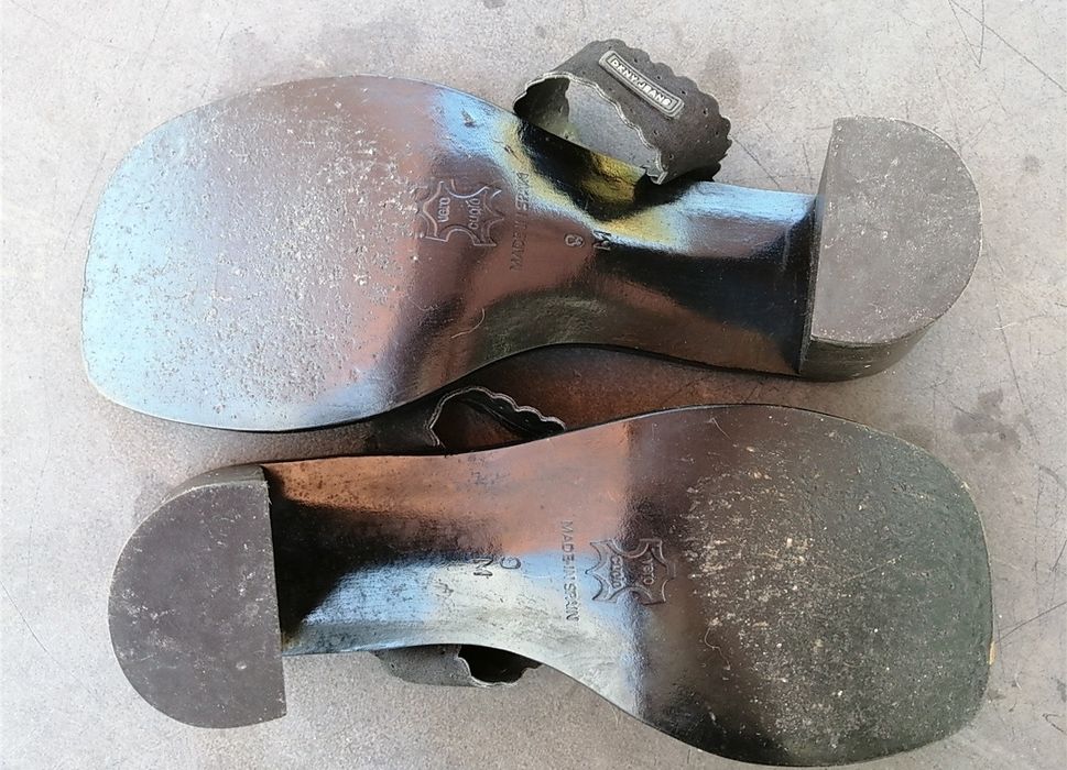 Sandálias vintage DKNY n° 38