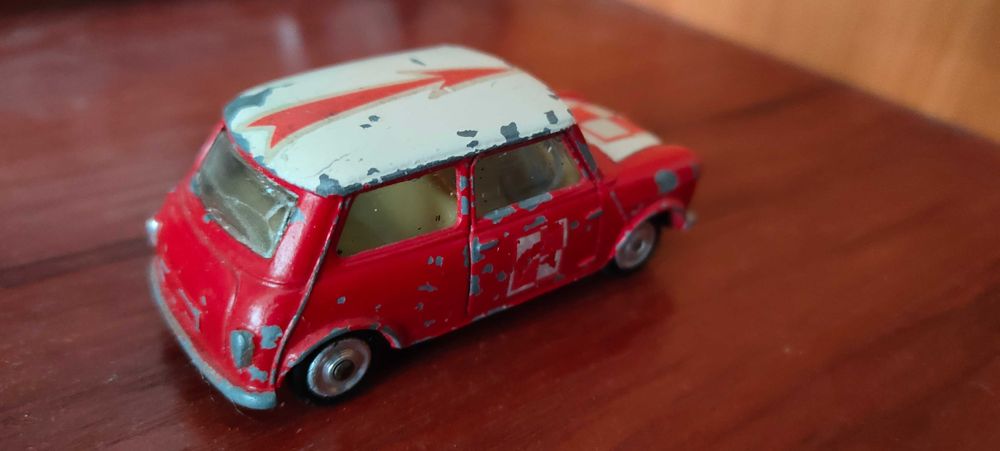 Corgi Toys Morris mini minor