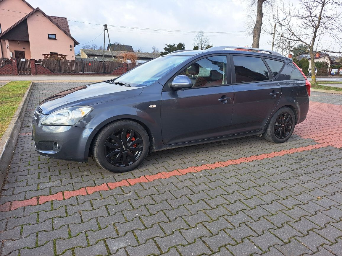 Kia ceed 2.0 crdi optimum+  bogate wyposażenie, super stan