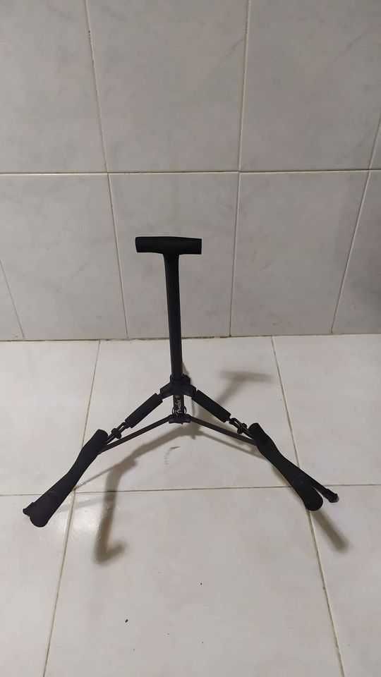 Suporte para guitarra/baixo/viola Fender