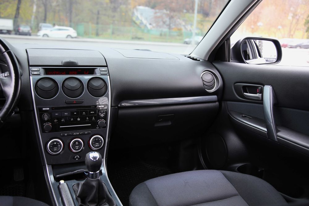 Продам Mazda 6 2006