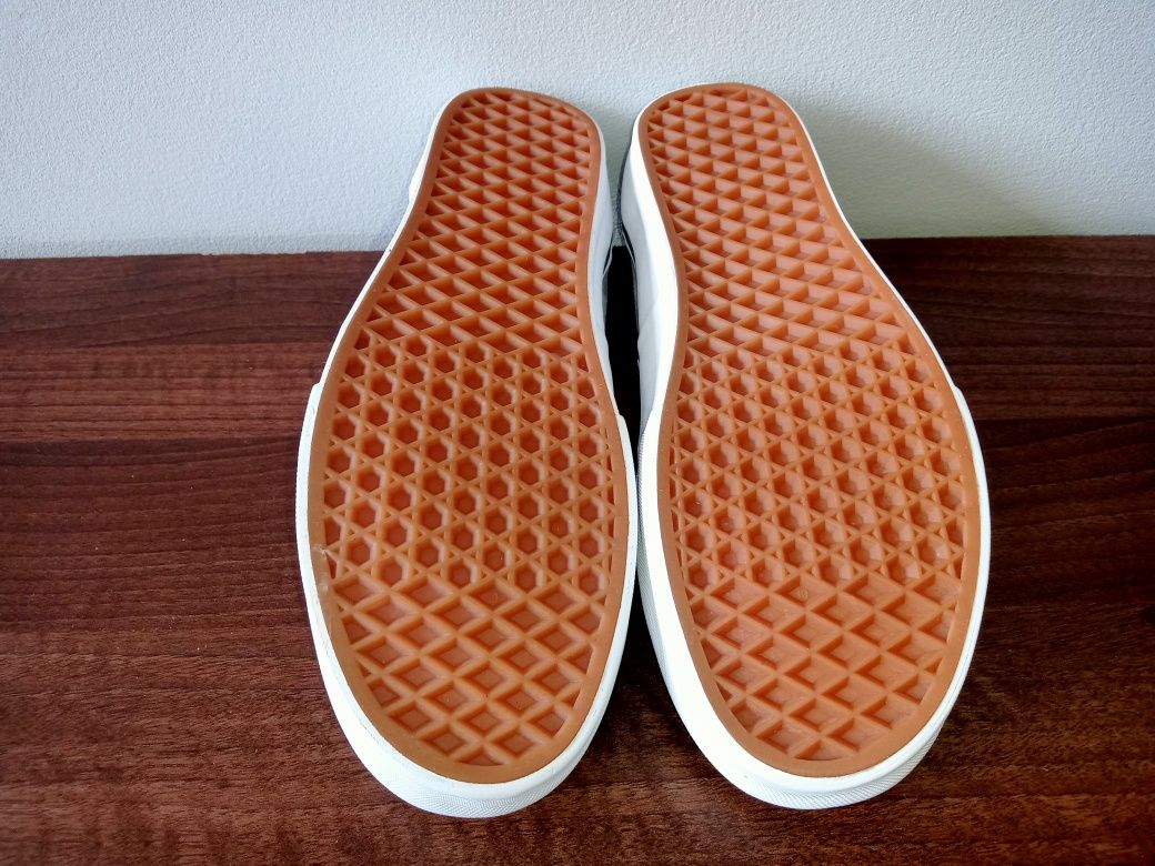 Vans nr 40--26 cm