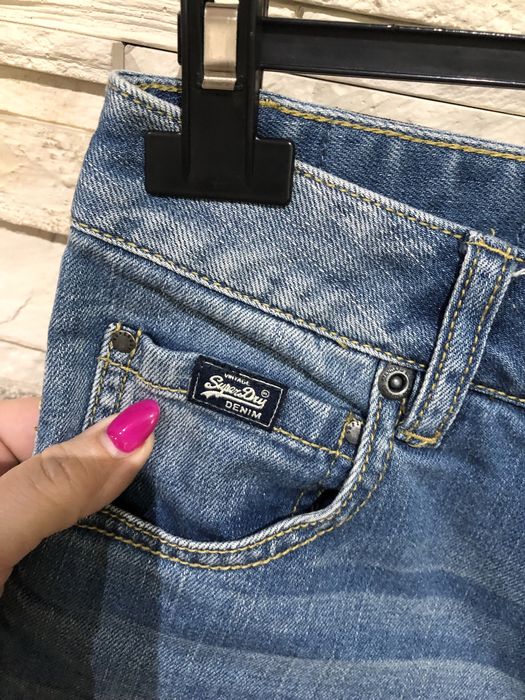 Spodnie jeans  dżinsowe  Superdry W26 L32 rozmiar 34