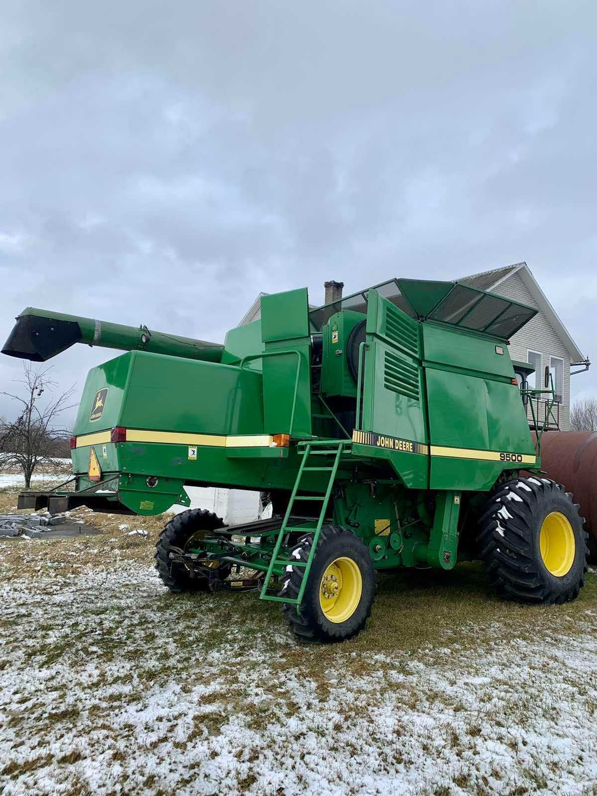 Комбайн John Deere 9500 жатка 920F