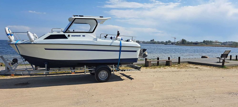 Łódź motorowa CALIFORNIA