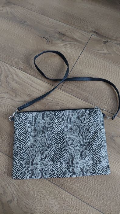 Torebka listonoszka nowa