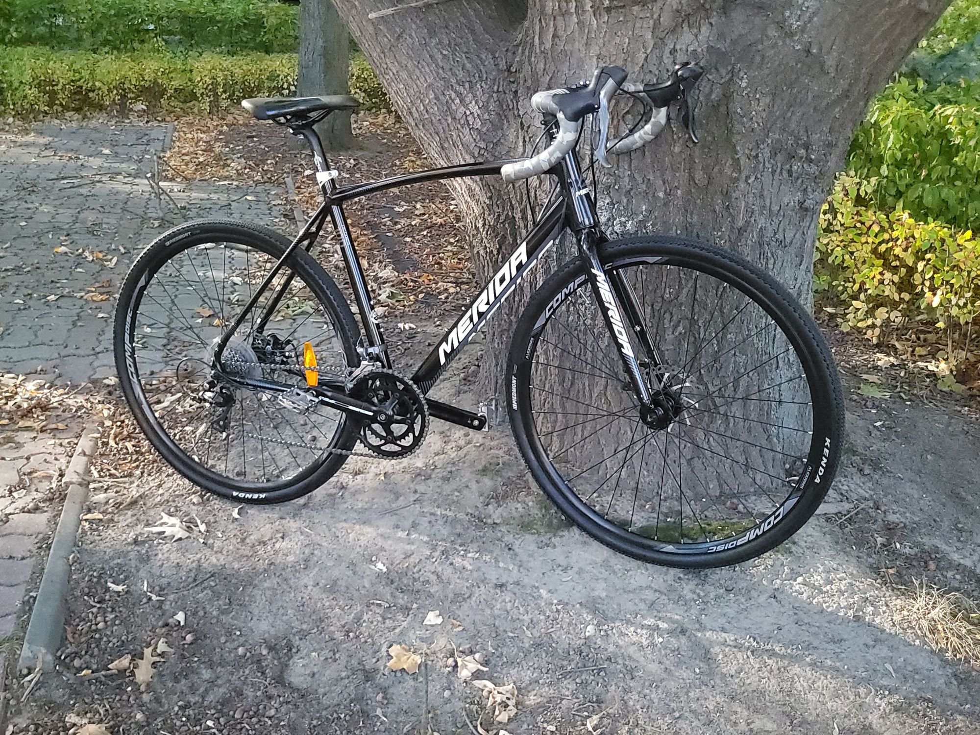 Piękny  Gravel Merida koła 28"rama 21"