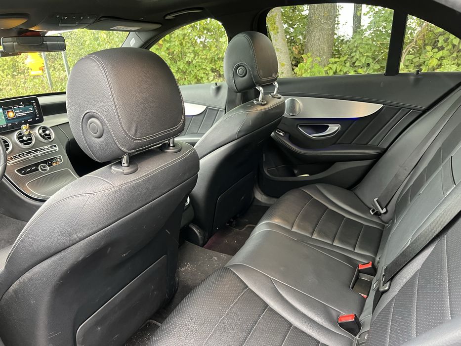 Mercedes-Benz Klasa C 220 d 4MATIC 9G-TRONIC
