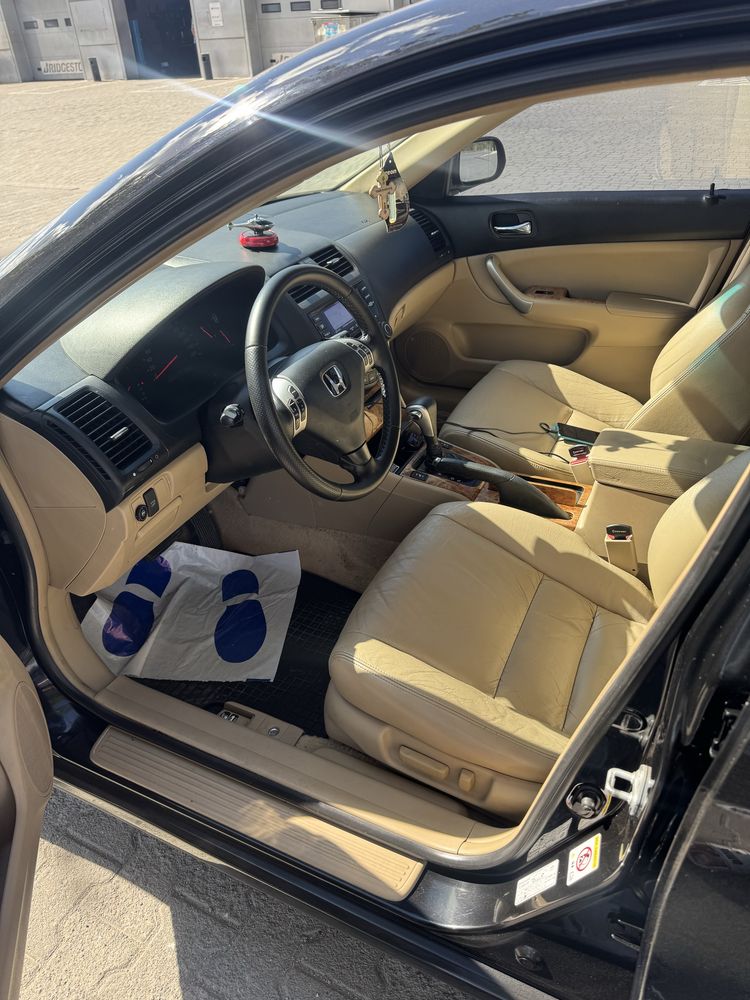 Продам Honda Accord 2.4 Автомат