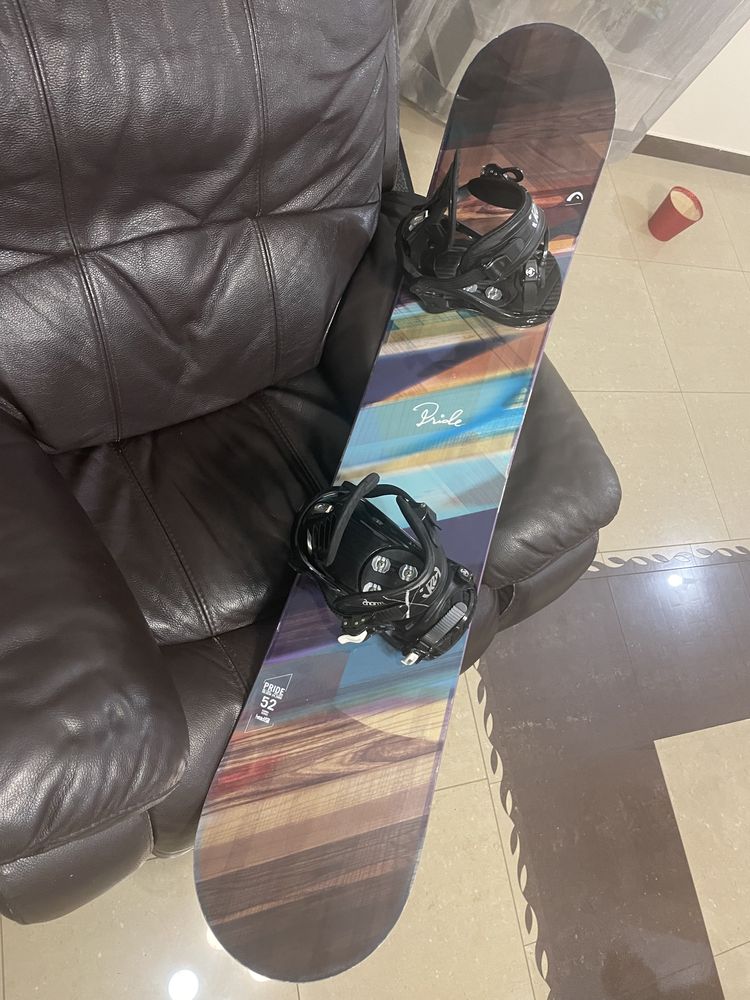 Zapięcia + Deska snowboardowa HEAD 175 cm wzrostu