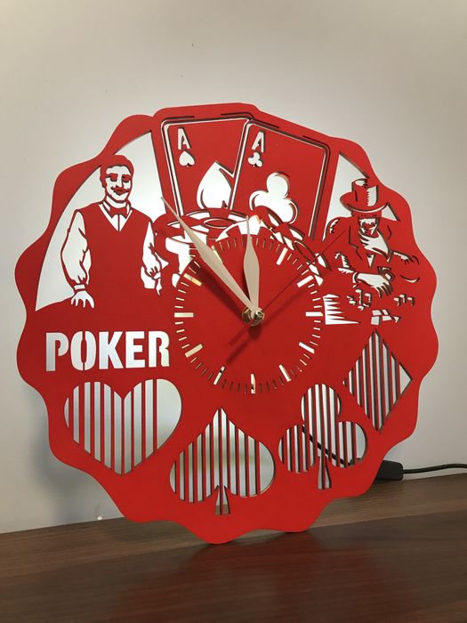 Дерев‘яний годинник Poker,з підсвіткою