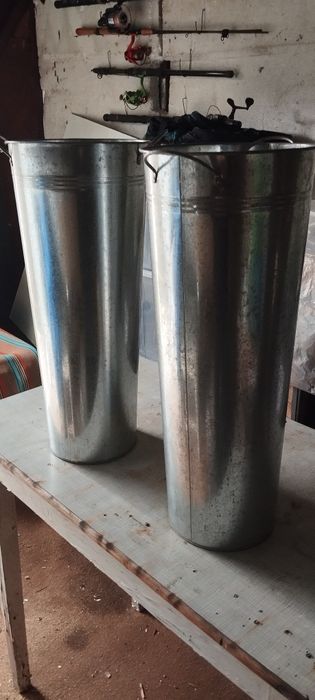 Wiadra wysokie na działkę