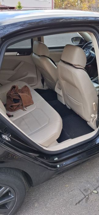 Продам пассат В7 2.5 бензин