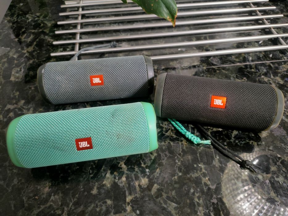 Jbl 3 sztuki uszkodzone