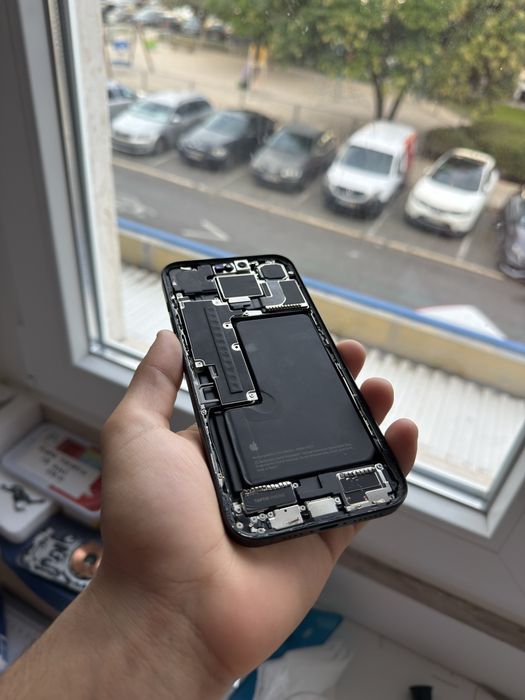 iPhone 15 Pro Max - Para peças