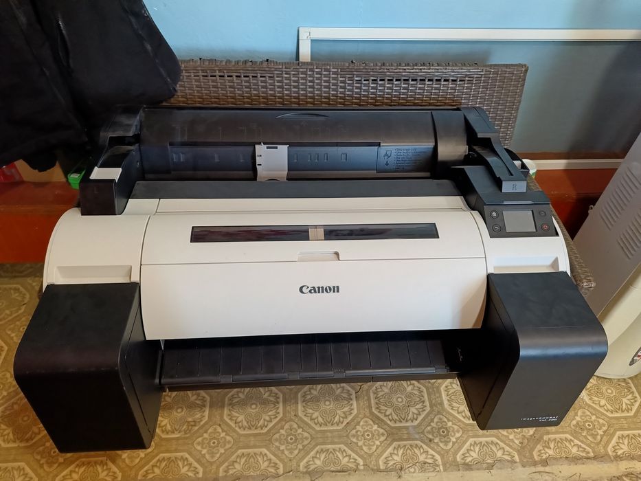 Продам плоттер Canon imagePROGRAF TM-200 (другій IPF670