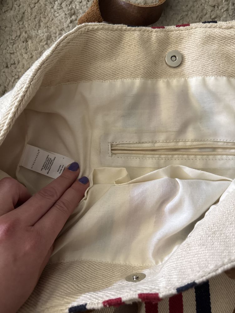 Duża torba plócienna w czerwono granatowe paski ze skorzanymi rączkami