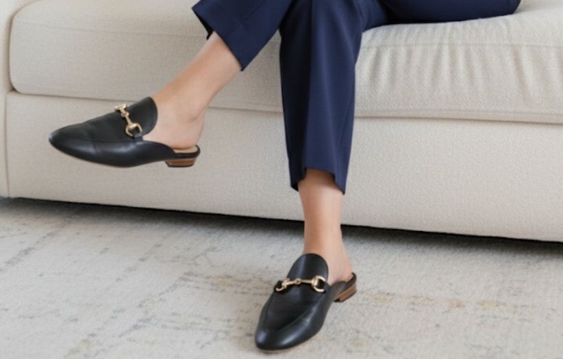 Mules/Chinelos em pele