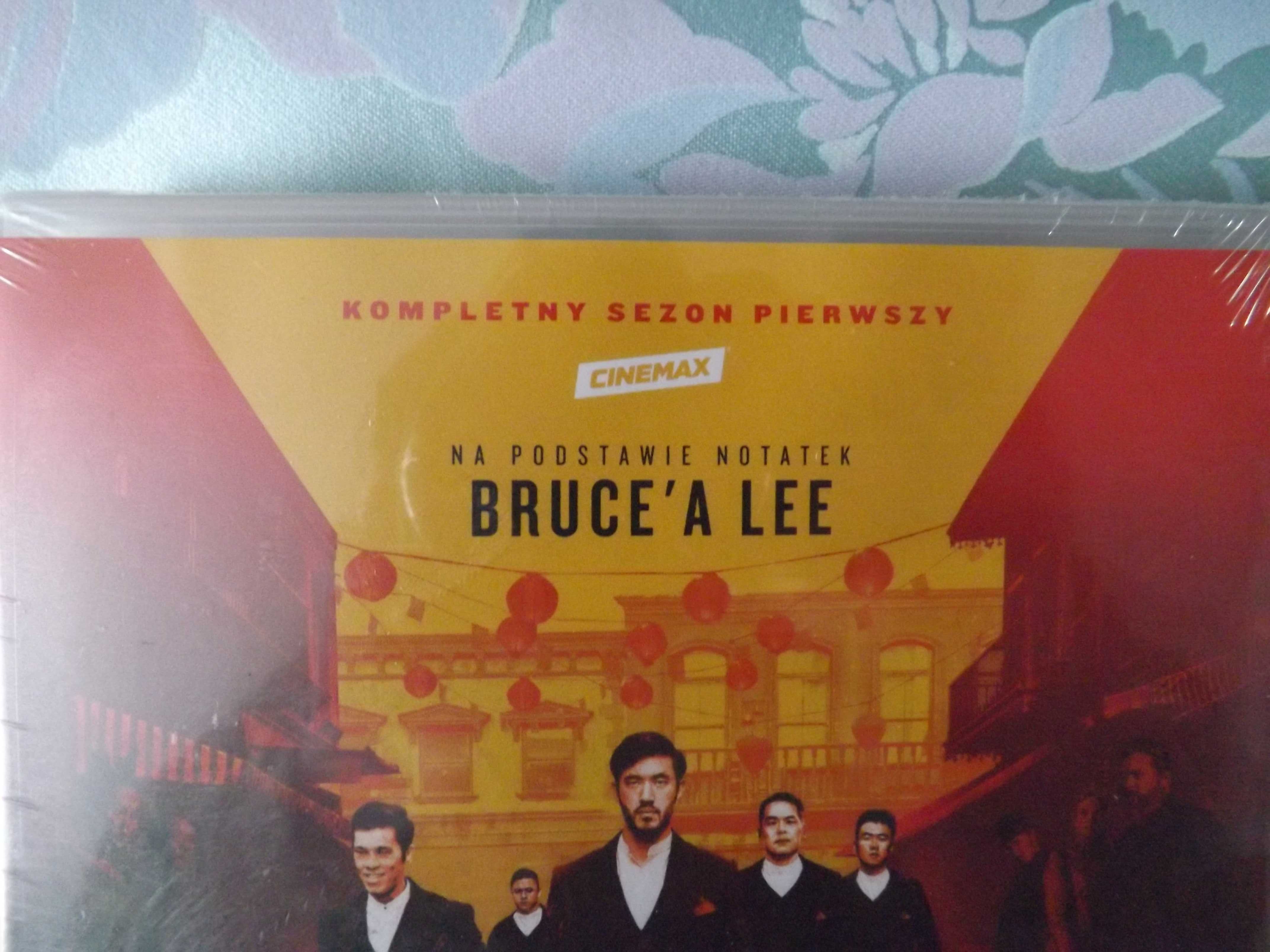 Wojownik serial HBO Bruce Lee, Stolone De Niro
