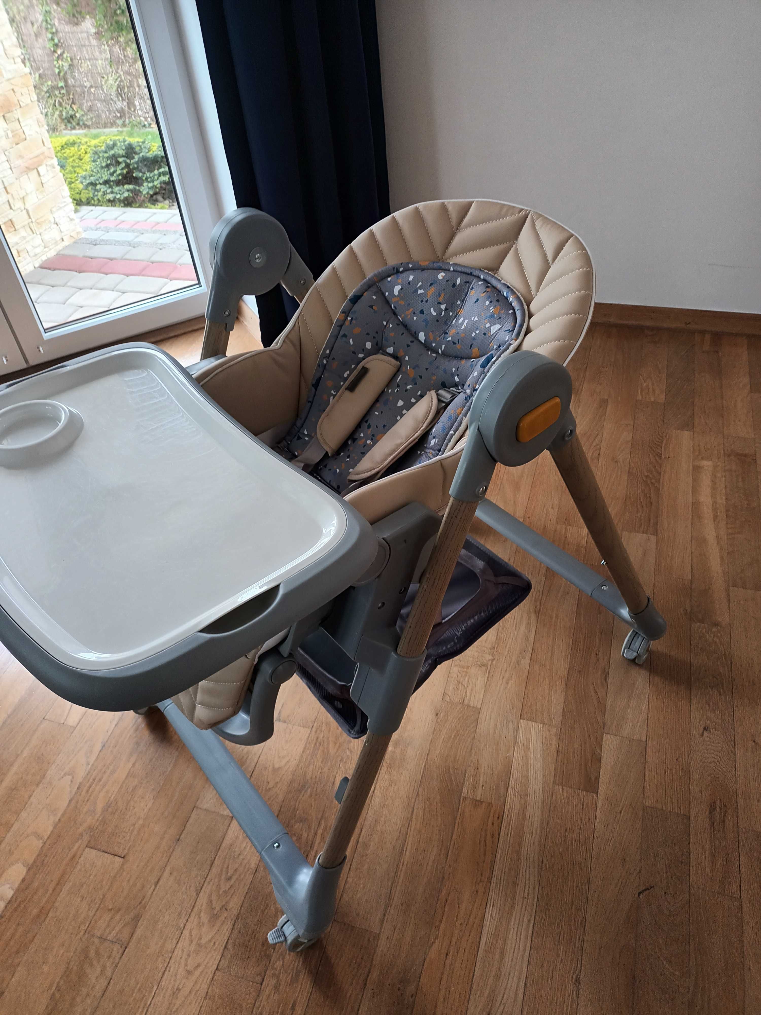 Krzesełko do karmienia Kinderkraft Lastree