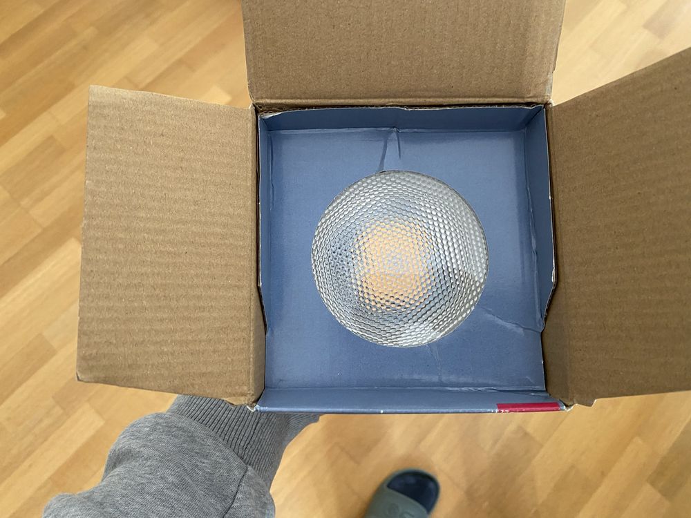 Zarowka OSRAM LED 27 15W PAR38 2700K Ciaply Bialy