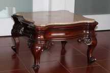 Mesa de Centro Clássica/Vintage Madeira Maciça & Tampo de Mármore Rosa