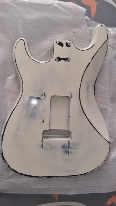 Corpo guitarra stratocaster