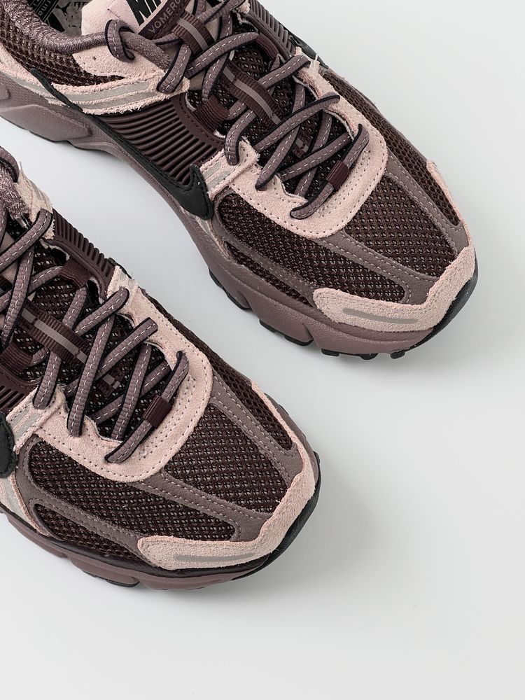 Оригинал Nike Zoom Vomero 5 Plum Eclipse (FV1166 200) летние найк зум