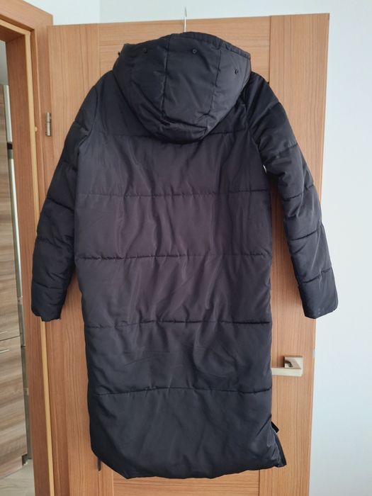 Czarny płaszcz kurtkowy rozm 36/38