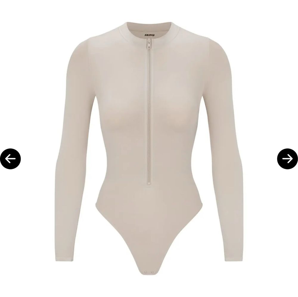 SKIMS soft smoothing боді зі змійкою XS