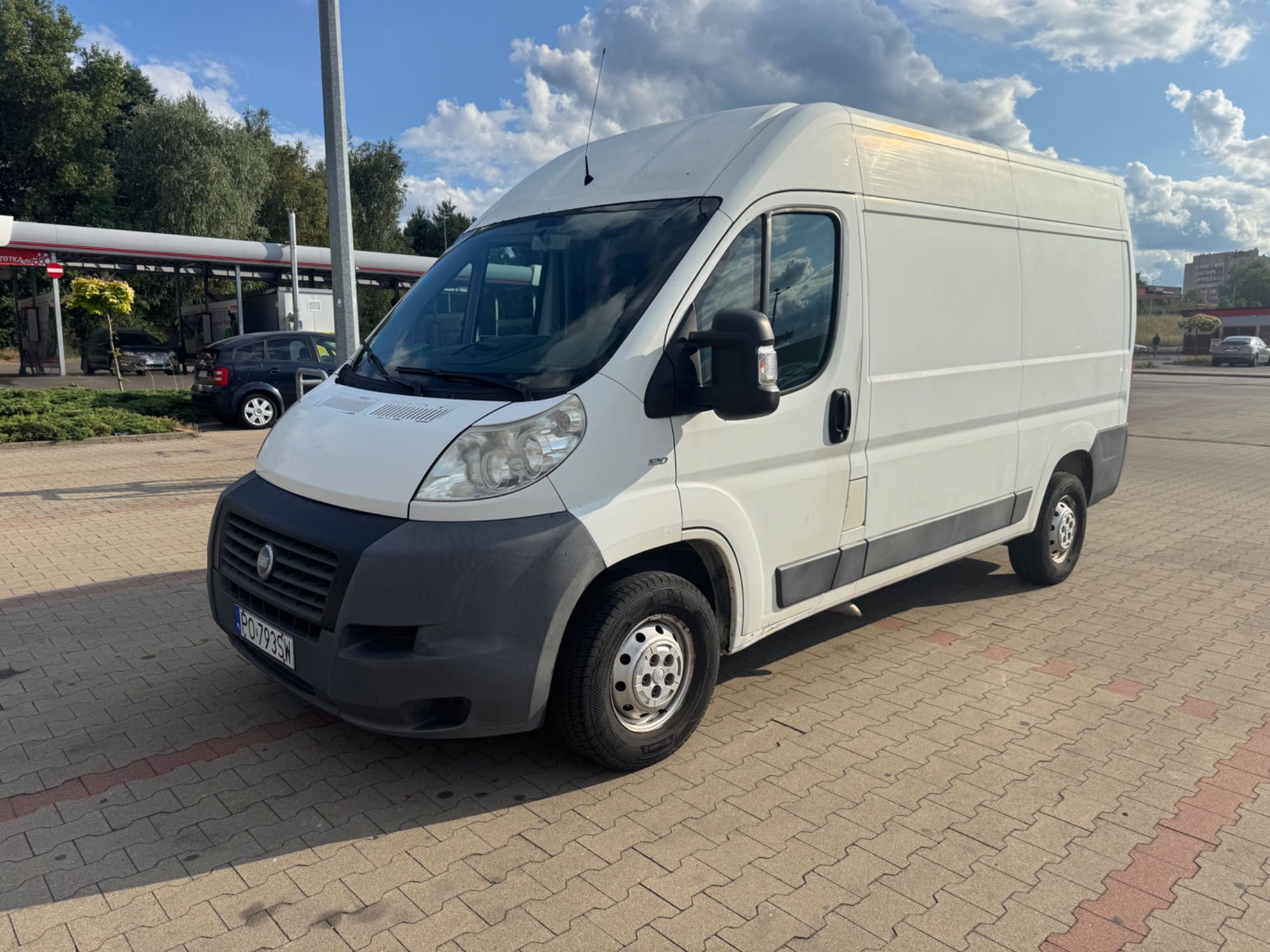 Wynajem Busa - klima, tempomat, kamera, bluetooth, hak – Os. Pomorskie