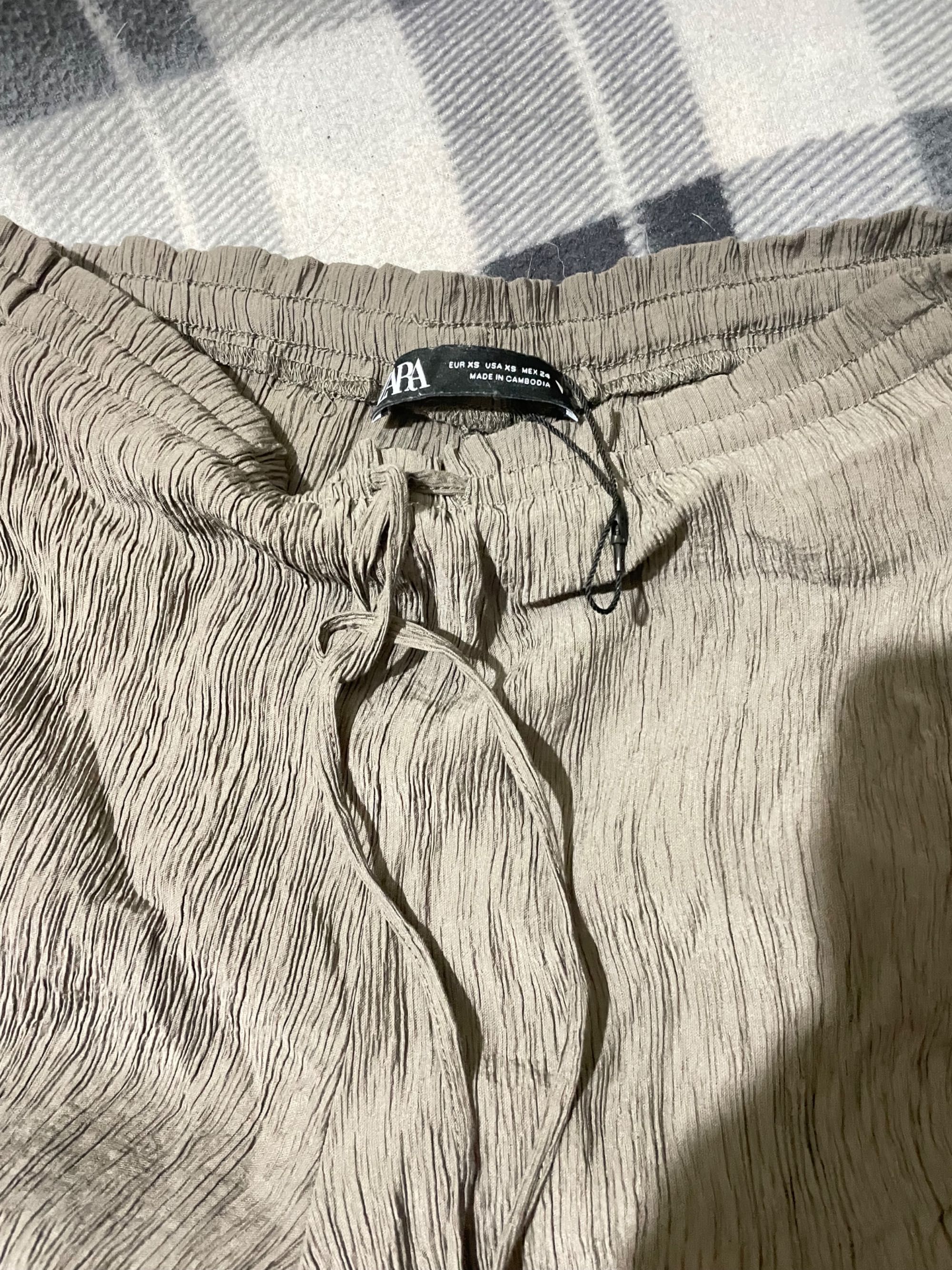 Трендові штани Zara