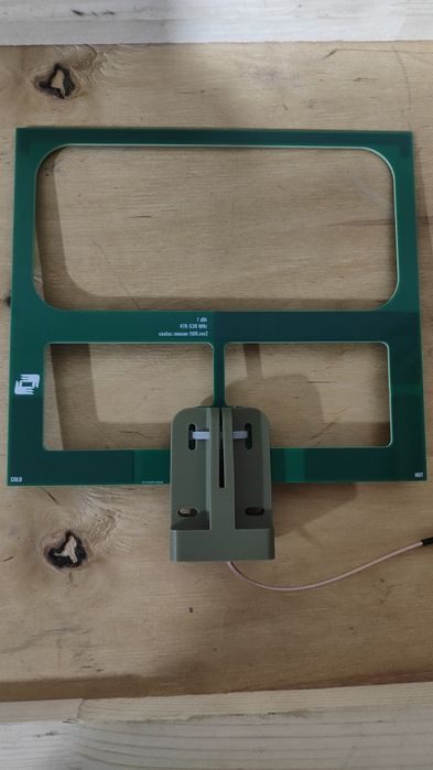 Антена Moxon частоти 470-530 підсилення 7 dBi