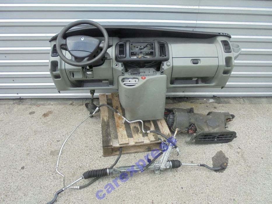 DESKA ROZDZIELCZA PRZEKŁADKA RENAULT TRAFIC VIVARO