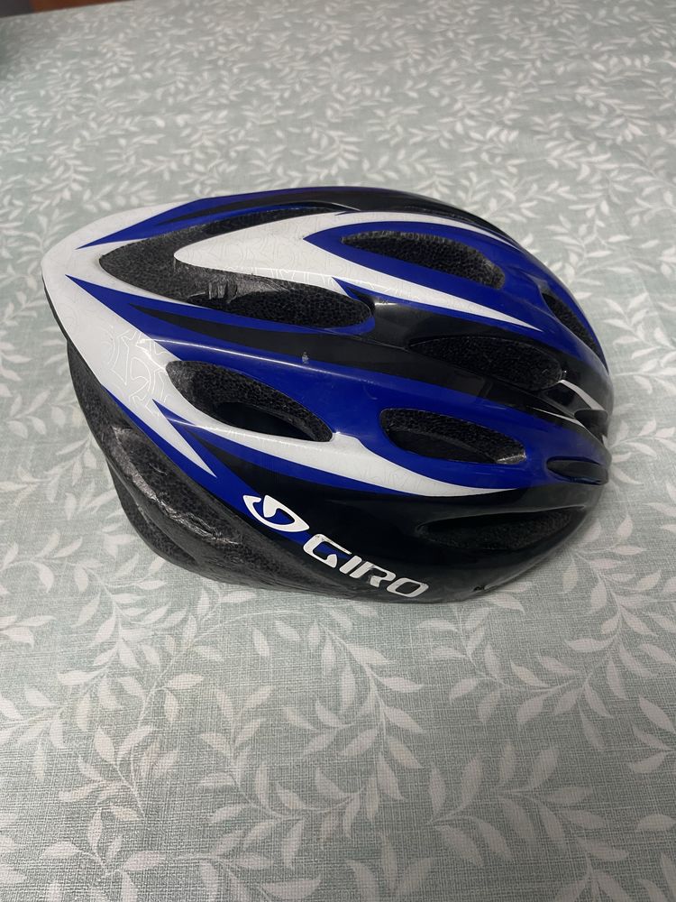 Capacetes bicicleta GIRO