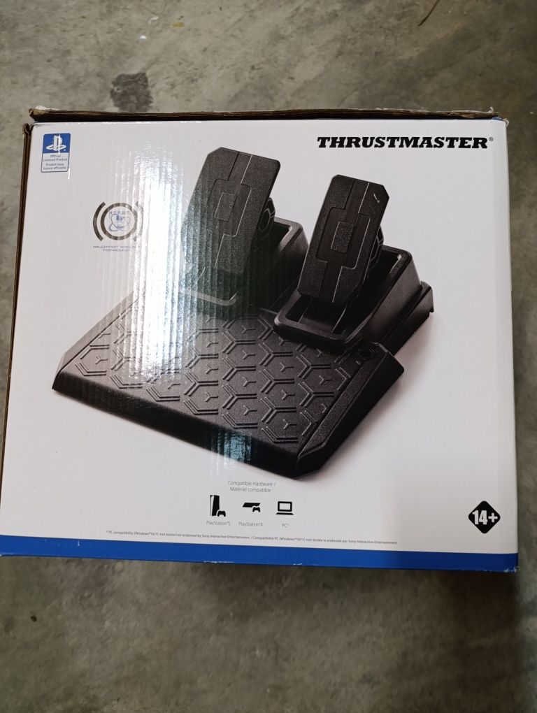Thrustmaster T128.