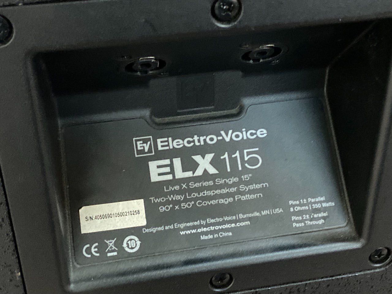 Пасивна акустична система Electro-Voice ELX 115 (ціна за шт)