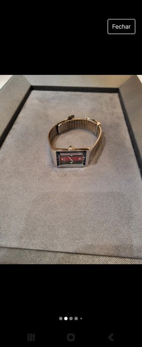 Relogio gucci G frame