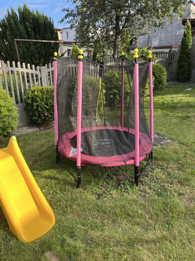 Trampolina 140cm rozowa nowa