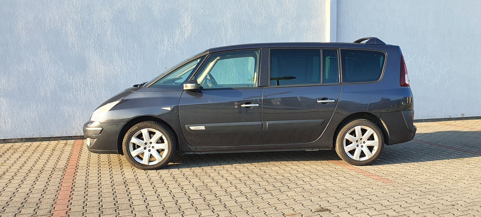 Renault espace 3.0 dci Initiale Paris full opcja automat DVD 7 miejsc
