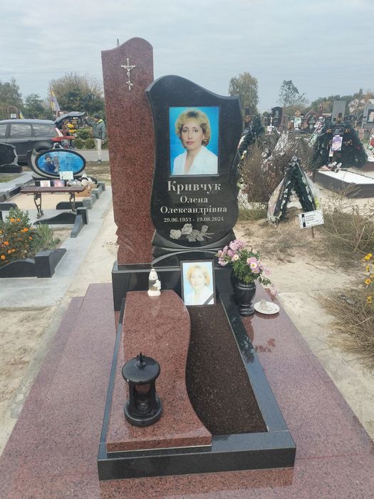 Пам'ятники, гранітні вироби