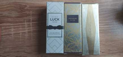 Avon perfuma luck attraction