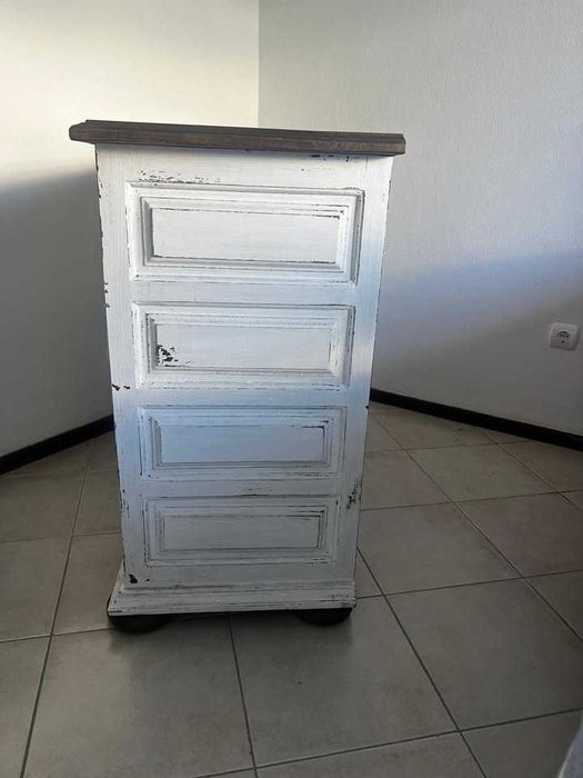 Cómoda Branca – Madeira Maciça